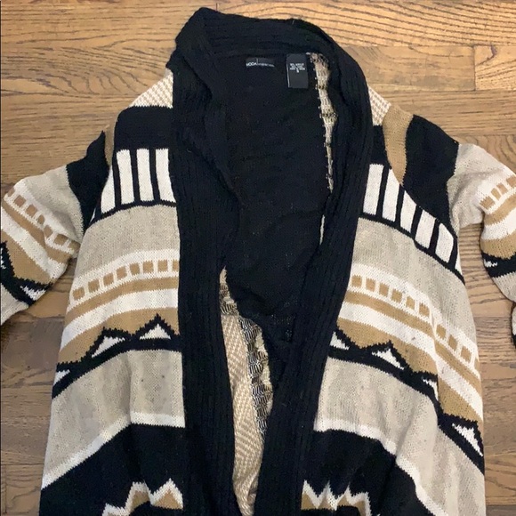 Moda Internatioal Cardigan - Picture 3 of 4